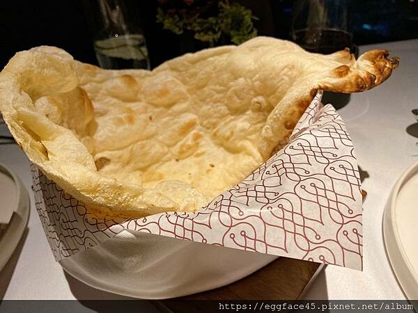 台北市信義區[信義區美食] Saffron 46 番紅花46 微風南山高樓層景觀餐廳 台北約會夜景酒吧餐廳 #信義區市貿101站美食 @