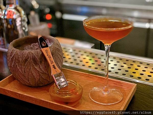 台北市信義區[信義區美食] Saffron 46 番紅花46 微風南山高樓層景觀餐廳 台北約會夜景酒吧餐廳 #信義區市貿101站美食 @