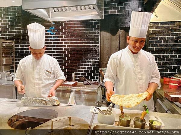 台北市信義區[信義區美食] Saffron 46 番紅花46 微風南山高樓層景觀餐廳 台北約會夜景酒吧餐廳 #信義區市貿101站美食 @