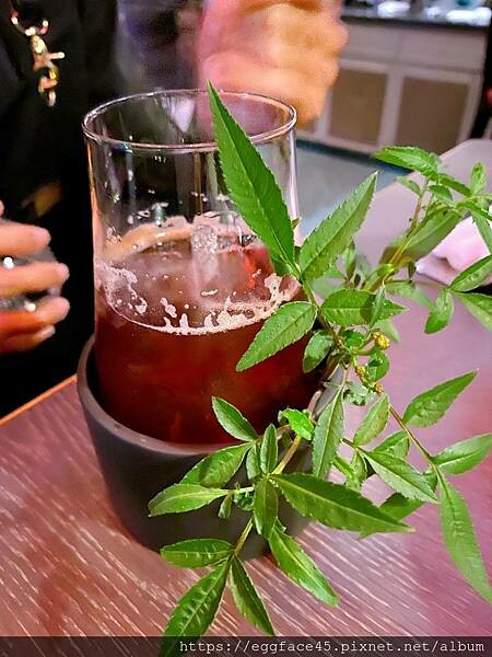 台北市信義區[信義區美食] Saffron 46 番紅花46 微風南山高樓層景觀餐廳 台北約會夜景酒吧餐廳 #信義區市貿101站美食 @