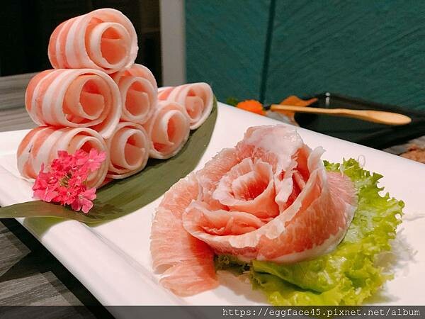 新北市新店區[新店美食] 青花驕麻辣鍋 (新店民權店) 讓我一週吃兩次的麻辣鍋！#大坪林美食 #新店麻辣鍋+酸菜白肉鍋 @蛋