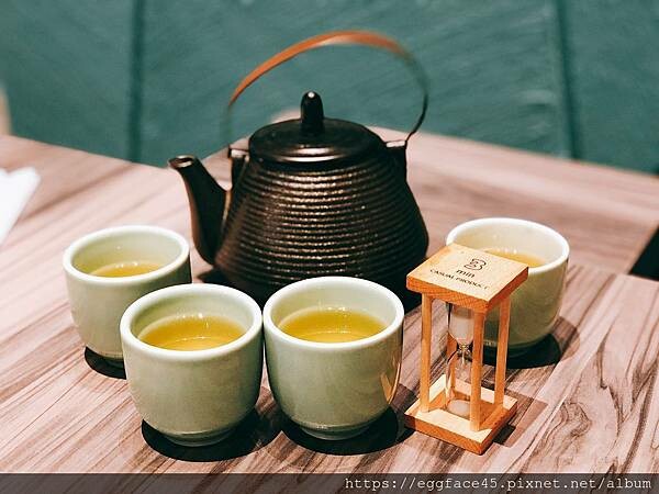 新北市新店區[新店美食] 青花驕麻辣鍋 (新店民權店) 讓我一週吃兩次的麻辣鍋！#大坪林美食 #新店麻辣鍋+酸菜白肉鍋 @蛋