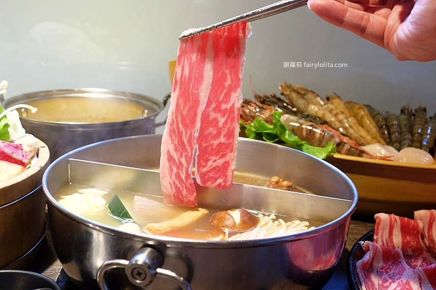 大份量肉盤最便宜只要300元,超高CP值平價涮涮鍋,免費甜點、還附飲料讓你無限喝到撐! @蹦啾♥謝蘿莉 La vie heureuse