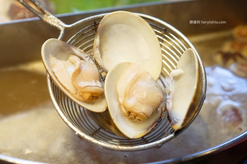 大份量肉盤最便宜只要300元,超高CP值平價涮涮鍋,免費甜點、還附飲料讓你無限喝到撐! @蹦啾♥謝蘿莉 La vie heureuse