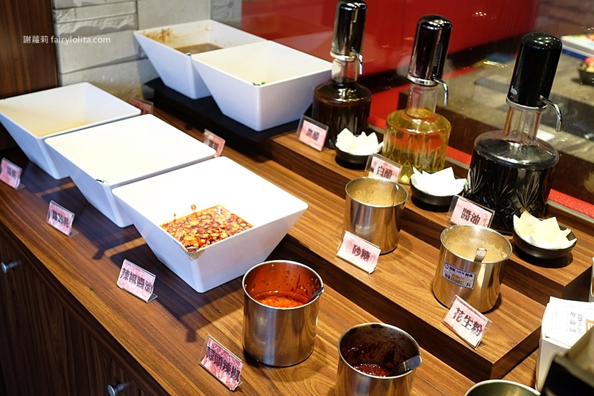 大份量肉盤最便宜只要300元,超高CP值平價涮涮鍋,免費甜點、還附飲料讓你無限喝到撐! @蹦啾♥謝蘿莉 La vie heureuse