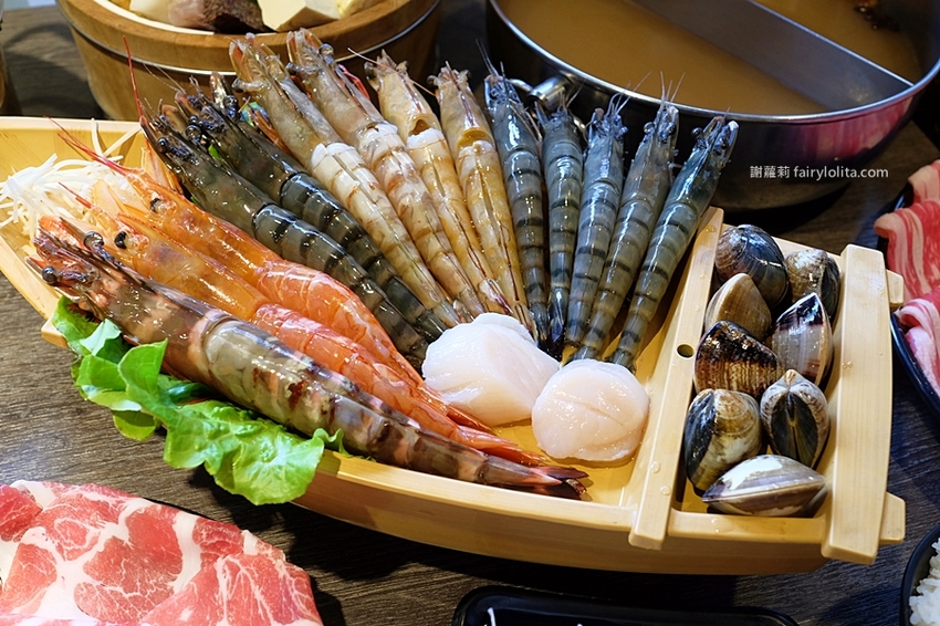 大份量肉盤最便宜只要300元,超高CP值平價涮涮鍋,免費甜點、還附飲料讓你無限喝到撐! @蹦啾♥謝蘿莉 La vie heureuse