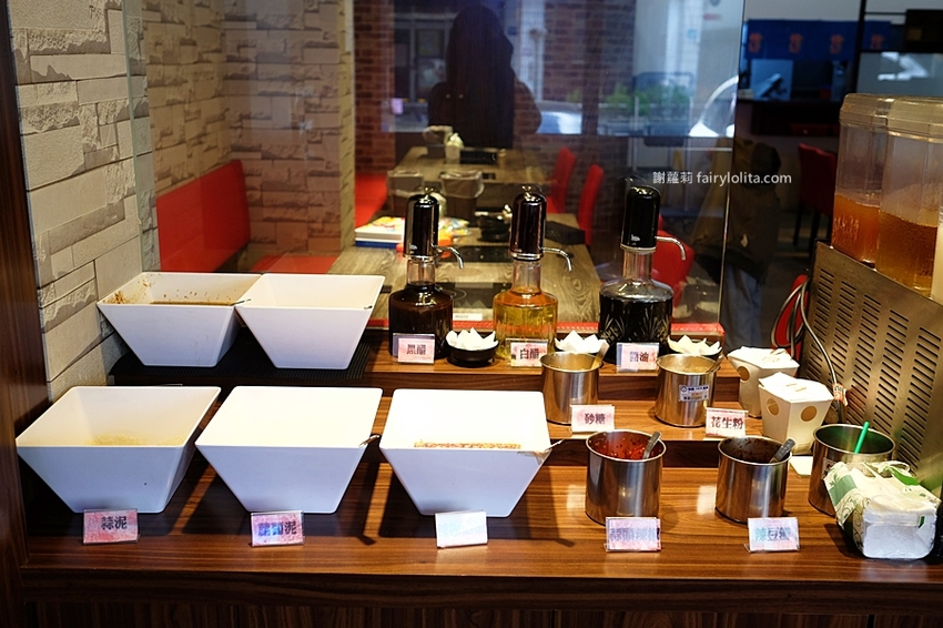 大份量肉盤最便宜只要300元,超高CP值平價涮涮鍋,免費甜點、還附飲料讓你無限喝到撐! @蹦啾♥謝蘿莉 La vie heureuse