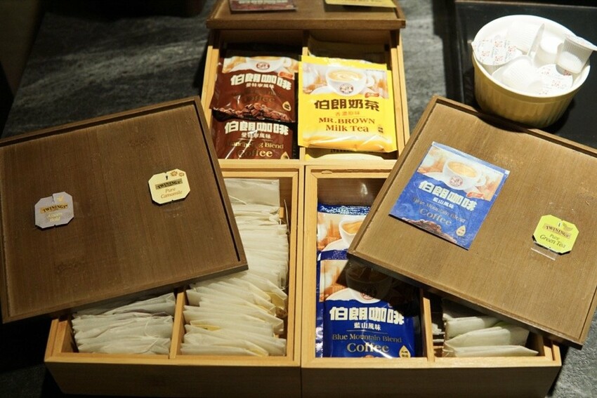 中壢火鍋推薦-上官木桶鍋|頂級海鮮與超好吃和牛霜降肉片,桃園必吃火鍋推薦!