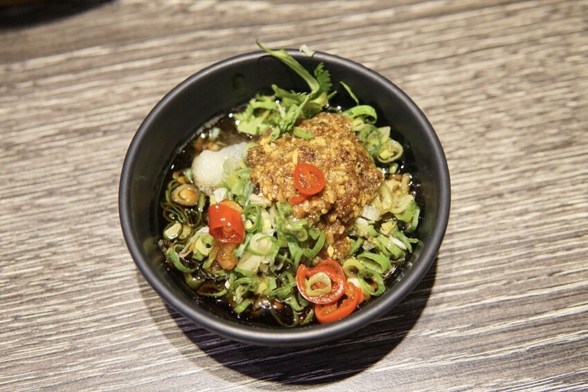 中壢火鍋推薦-上官木桶鍋|頂級海鮮與超好吃和牛霜降肉片,桃園必吃火鍋推薦!