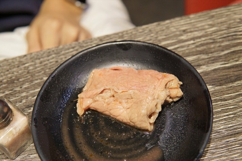 中壢火鍋推薦-上官木桶鍋|頂級海鮮與超好吃和牛霜降肉片,桃園必吃火鍋推薦!