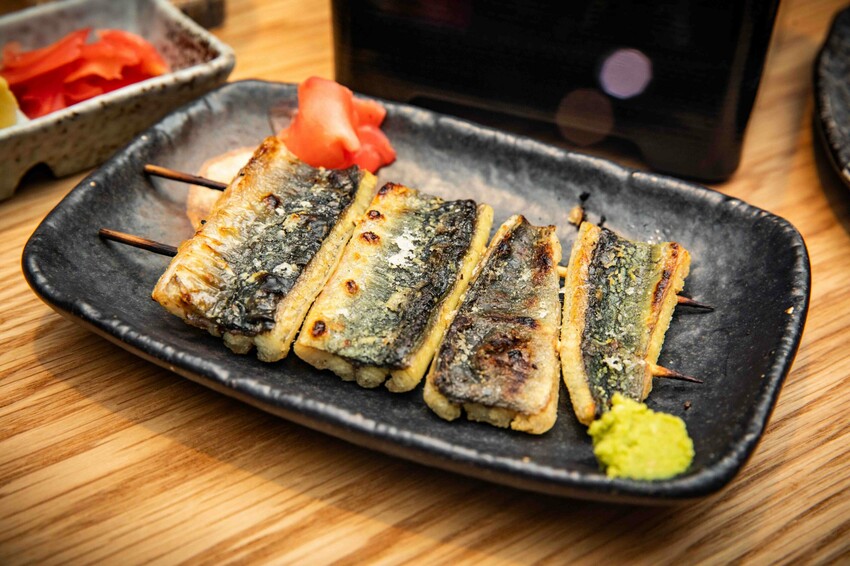 南港鰻魚飯霸主!板前屋炭烤鰻魚飯,無刺脆皮白燒鰻魚飯必吃。