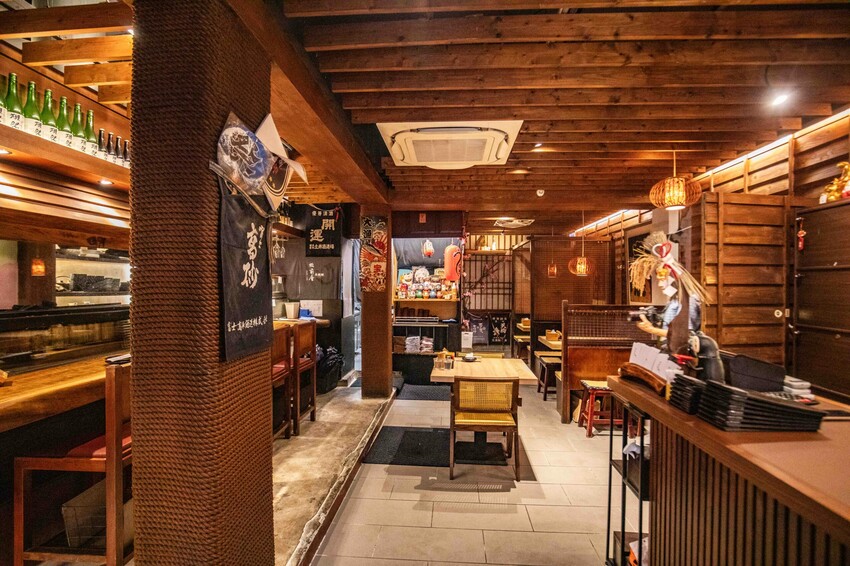 南港鰻魚飯霸主!板前屋炭烤鰻魚飯,無刺脆皮白燒鰻魚飯必吃。