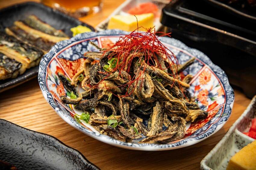 南港鰻魚飯霸主!板前屋炭烤鰻魚飯,無刺脆皮白燒鰻魚飯必吃。