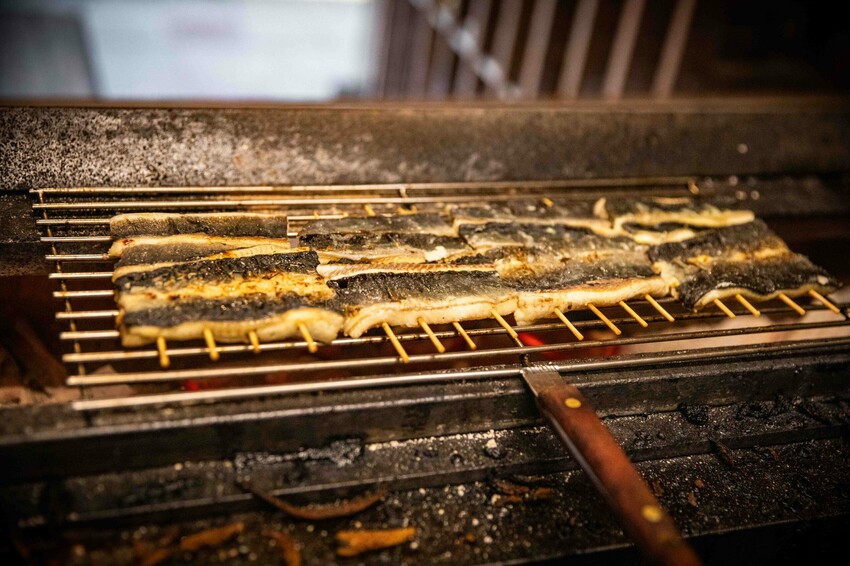 南港鰻魚飯霸主!板前屋炭烤鰻魚飯,無刺脆皮白燒鰻魚飯必吃。