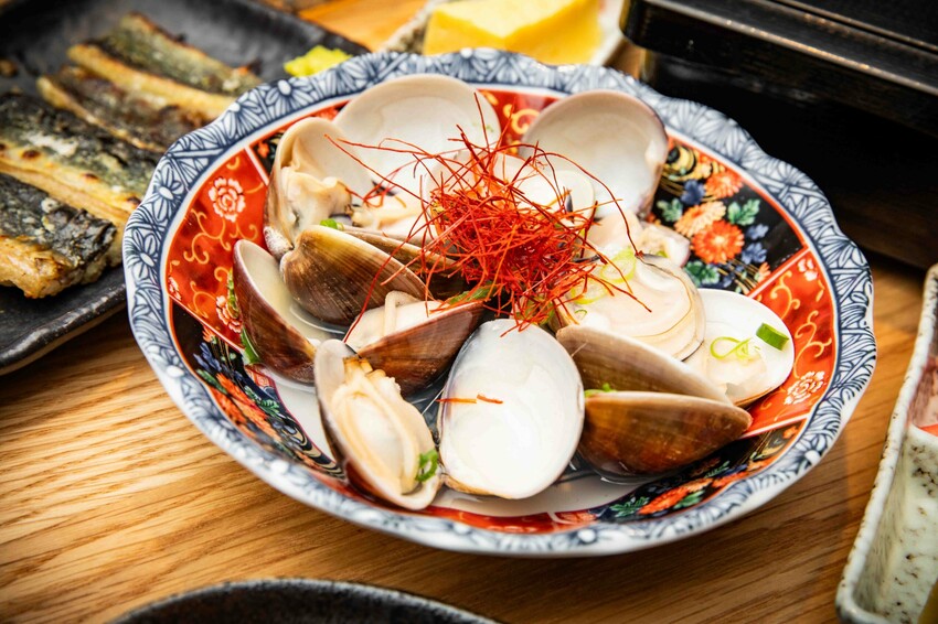 南港鰻魚飯霸主!板前屋炭烤鰻魚飯,無刺脆皮白燒鰻魚飯必吃。