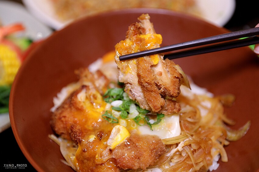 老牌平價台式日本料理!經濟實惠 現點現做熱炒下酒小吃|築也日本料理-益民二店(台中大里美食)