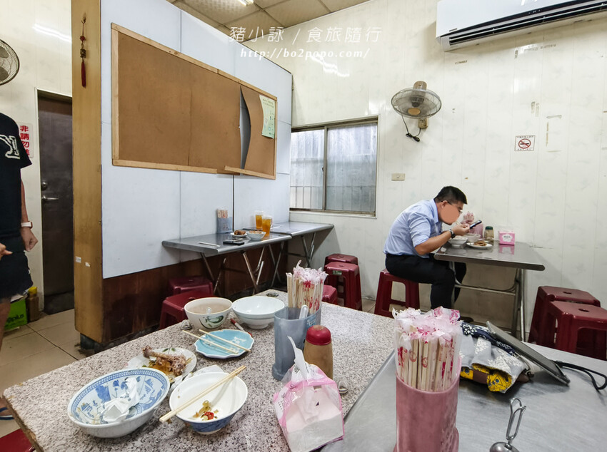 台南。歸仁》蒜頭飯。長榮大學周邊在地古早味美食(近台南高鐵)