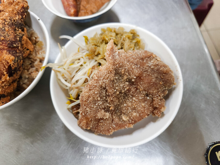 台南。歸仁》蒜頭飯。長榮大學周邊在地古早味美食(近台南高鐵)