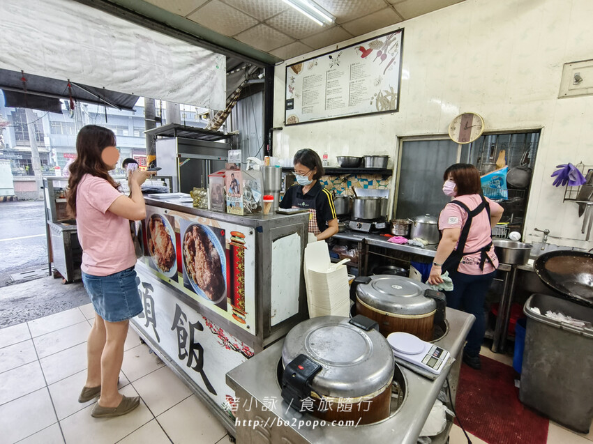 台南。歸仁》蒜頭飯。長榮大學周邊在地古早味美食(近台南高鐵)