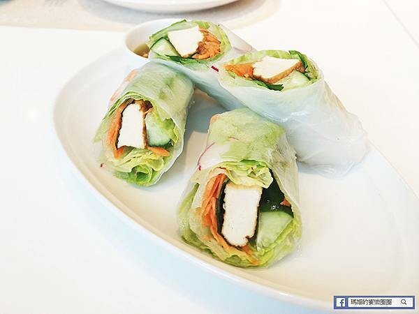 台北市信義區台北市府站泰式料理推薦【Lady nara創意泰式新料理餐廳-台北統一時代店】泰式網美餐廳