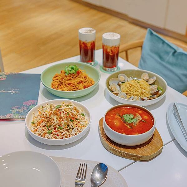 台北 信義區 市政府 統一時代 Lady nara 泰式 創意 19.jpeg