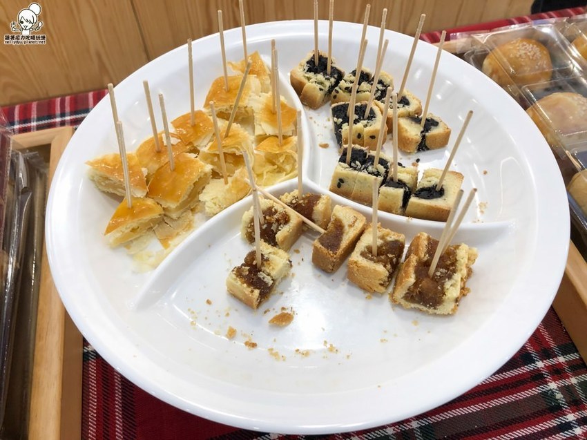 蔥阿！蔥阿！蔥阿！滿滿的蔥花麵包，療癒美味的台式蔥仔胖 ｜東暘烘焙屋 - 跟著尼力吃喝玩樂＆親子生活