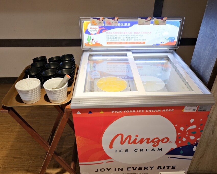 【台北火鍋推薦】超人氣排隊名店~台灣火鍋第一品牌-肉多多台北重慶店~豐富自助吧無限吃到飽~台北車站火鍋吃到飽~