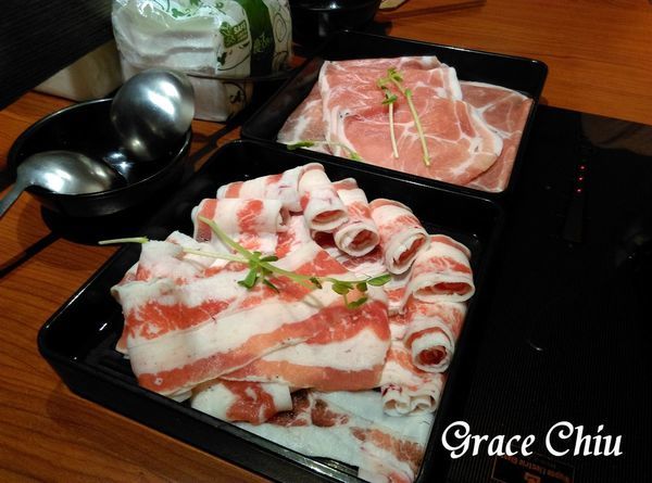 肉多多火鍋台北重慶南店