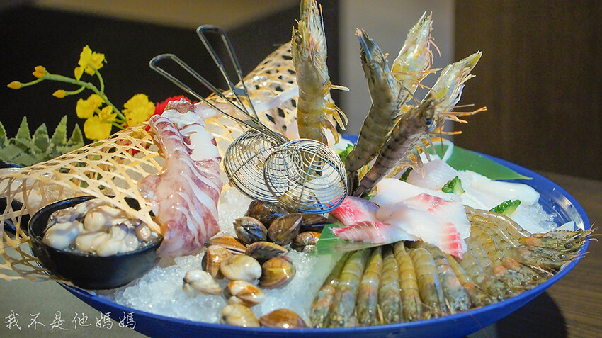 北車麻辣鍋,北車石頭火鍋,台北火車站石頭火鍋,重慶南路石頭火鍋,台灣省城隍廟,城中市場美食,城中市場火鍋,城中市場平價美食,肉多多外帶優惠