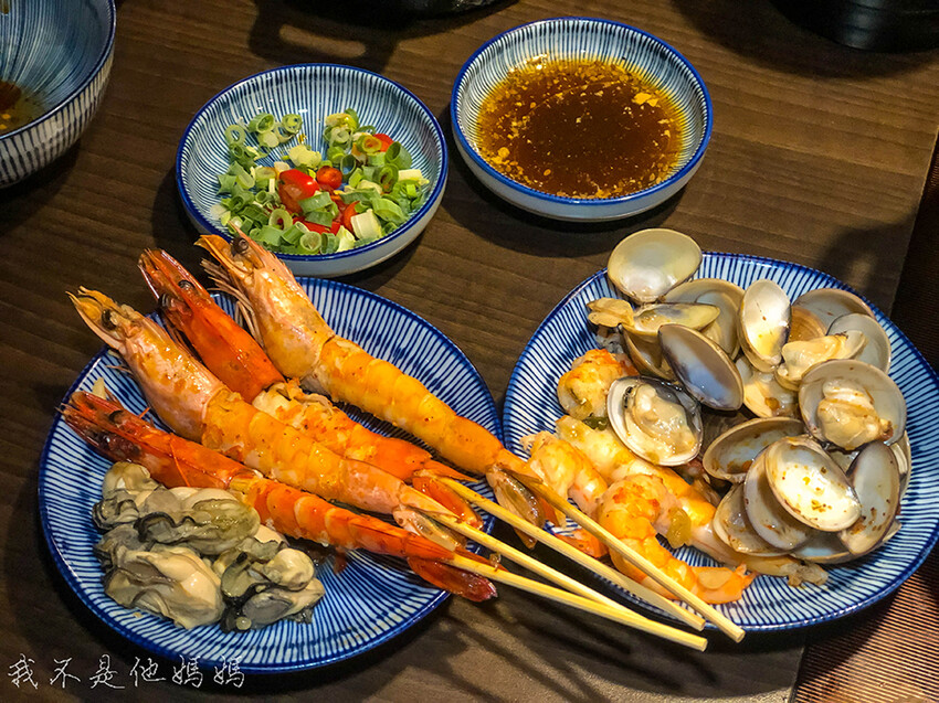 北車麻辣鍋,北車石頭火鍋,台北火車站石頭火鍋,重慶南路石頭火鍋,台灣省城隍廟,城中市場美食,城中市場火鍋,城中市場平價美食,肉多多外帶優惠