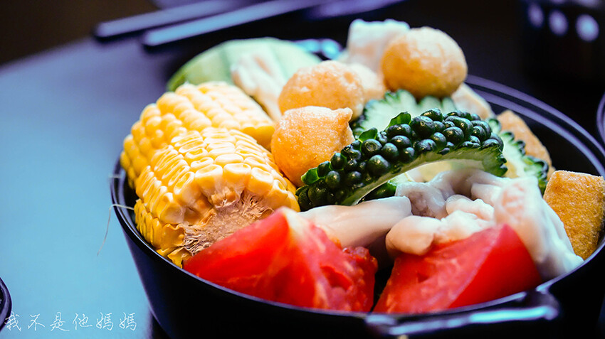 肉多多二代店,肉多多重慶南店,肉多多台北火車站,公園路酸梅湯.228公園美食,228公園火鍋,228公園吃到飽,228公園麻辣鍋吃到飽