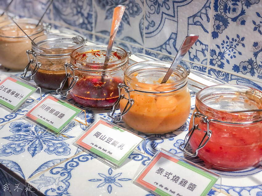 北車麻辣鍋,北車石頭火鍋,台北火車站石頭火鍋,重慶南路石頭火鍋,台灣省城隍廟,城中市場美食,城中市場火鍋,城中市場平價美食,肉多多外帶優惠