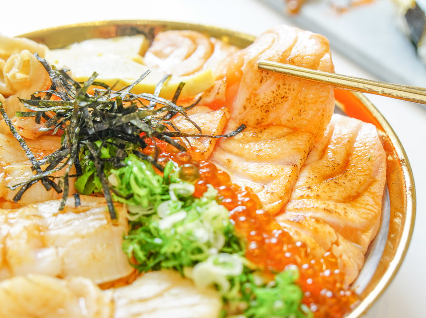 [高雄]Timeless Taste食光約定創意日式料理-壽司九宮格任你搭~高C/P值網美風日式壽司店 - 美食好芃友