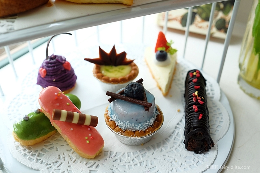 台北甜點 | Engolili 英格莉莉。全新英式華麗下午茶，鳥籠三層架、狂野豹紋厚鬆餅，近期最狂網美打卡地標！ @蹦啾♥謝蘿莉 La vie heureuse