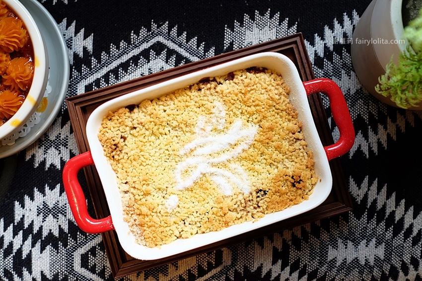 台北甜點 | Engolili 英格莉莉。全新英式華麗下午茶，鳥籠三層架、狂野豹紋厚鬆餅，近期最狂網美打卡地標！ @蹦啾♥謝蘿莉 La vie heureuse