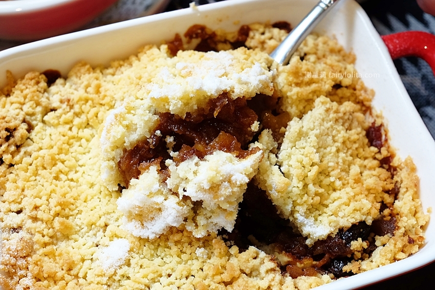 台北甜點 | Engolili 英格莉莉。全新英式華麗下午茶，鳥籠三層架、狂野豹紋厚鬆餅，近期最狂網美打卡地標！ @蹦啾♥謝蘿莉 La vie heureuse