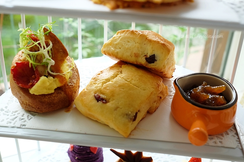 台北甜點 | Engolili 英格莉莉。全新英式華麗下午茶，鳥籠三層架、狂野豹紋厚鬆餅，近期最狂網美打卡地標！ @蹦啾♥謝蘿莉 La vie heureuse