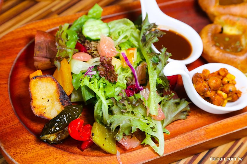 台南私廚味的異國風早午餐「旅圖MAP LAB Kitchen 無國界早午餐」還有生酮特餐、低碳特餐好健康! - 台南好Food遊