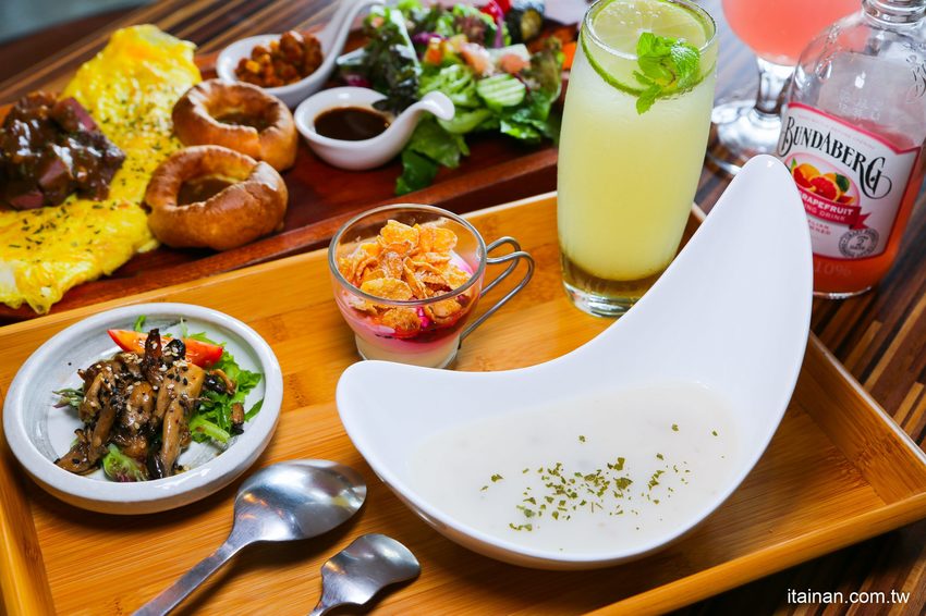 台南私廚味的異國風早午餐「旅圖MAP LAB Kitchen 無國界早午餐」還有生酮特餐、低碳特餐好健康! - 台南好Food遊