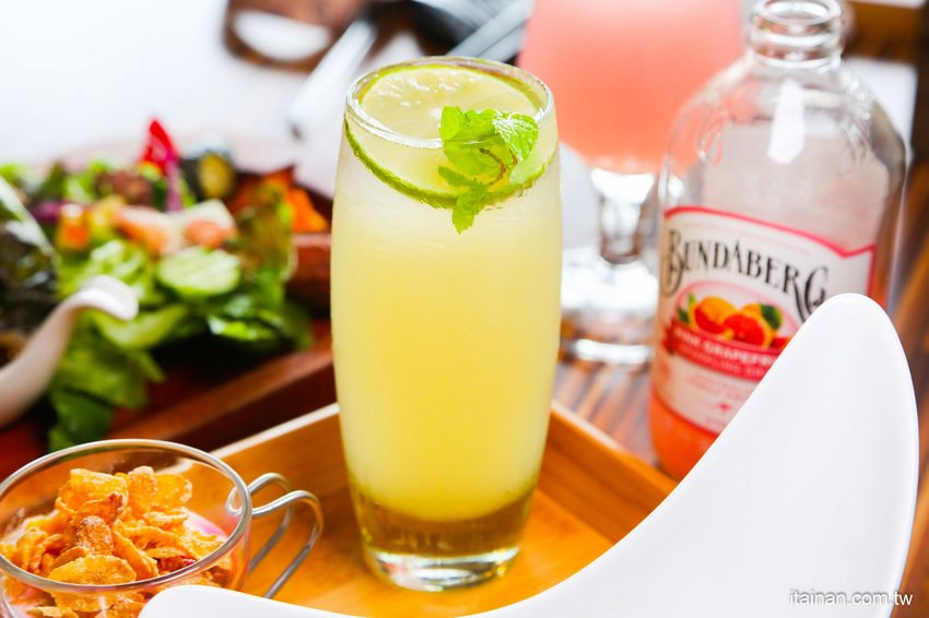 台南私廚味的異國風早午餐「旅圖MAP LAB Kitchen 無國界早午餐」還有生酮特餐、低碳特餐好健康! - 台南好Food遊