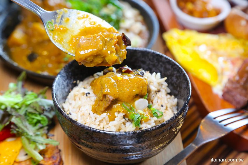 台南私廚味的異國風早午餐「旅圖MAP LAB Kitchen 無國界早午餐」還有生酮特餐、低碳特餐好健康! - 台南好Food遊