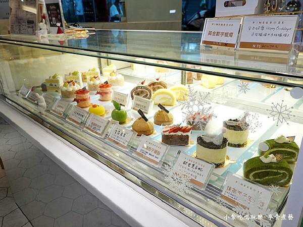 松薇pine%26;rose-甜點櫃.jpg