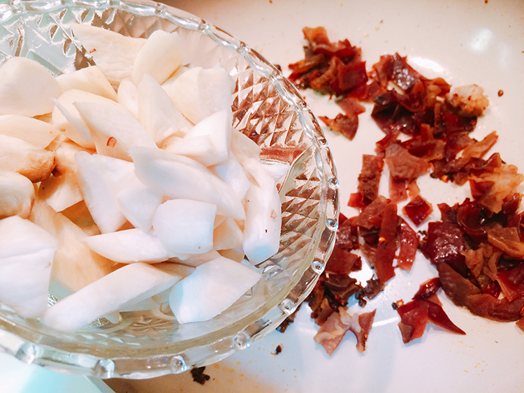 就嗜吃海鮮XO醬 Just eat it就嗜吃,Just eat it,就嗜吃,我不是他媽媽,momo購物,樂天購物,蝦皮購物,東森購物,海鮮醬團購,XO醬團購