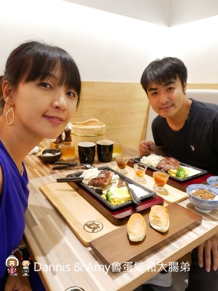  《新竹巨城7樓新開幕餐廳》鉄火牛排。樂軒和牛旗下平價牛排。和牛咖哩飯吃到飽、木桶豆花、飲料免費無限續！。巨城獨家限定 1.5 公斤『四人極炙戰斧牛排』︱影片