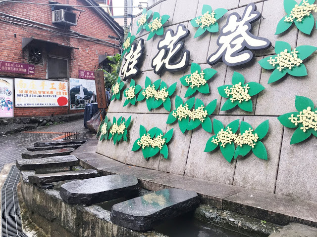 [苗栗住宿] 蓬萊生態農場仙山民宿｜南庄世外桃源，山林間的獨棟小木屋，身處雲霧繚繞中的油桐花與螢火蟲仿若仙境！