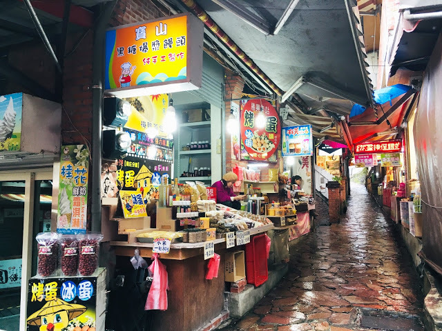 [苗栗住宿] 蓬萊生態農場仙山民宿｜南庄世外桃源，山林間的獨棟小木屋，身處雲霧繚繞中的油桐花與螢火蟲仿若仙境！