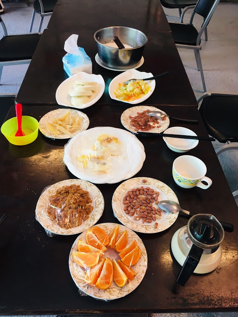 [苗栗住宿] 蓬萊生態農場仙山民宿｜南庄世外桃源，山林間的獨棟小木屋，身處雲霧繚繞中的油桐花與螢火蟲仿若仙境！