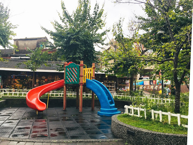 [苗栗住宿] 蓬萊生態農場仙山民宿｜南庄世外桃源，山林間的獨棟小木屋，身處雲霧繚繞中的油桐花與螢火蟲仿若仙境！