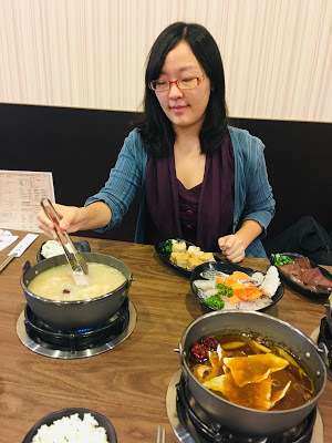 [新竹美食] 樂鍋居精緻鍋物｜養生龍骨鍋、南瓜起士牛奶鍋、招牌麻辣鍋、主廚嚴選海陸、霜降牛、松阪豬、羊五花、鮮嫩鱸魚、花枝漿、香滷鴨血、香滷豆腐