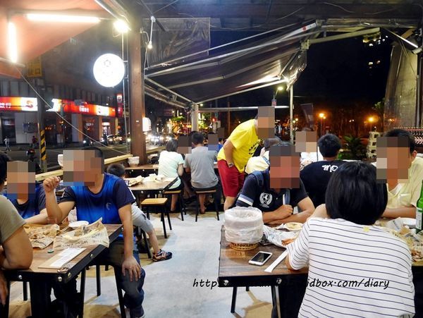 【板橋美食】火夯seafood 海鮮燒烤 #露天燒烤 #龍蝦 #生蠔 #燒烤 #板橋燒烤 #府中捷運站 (26).JPG